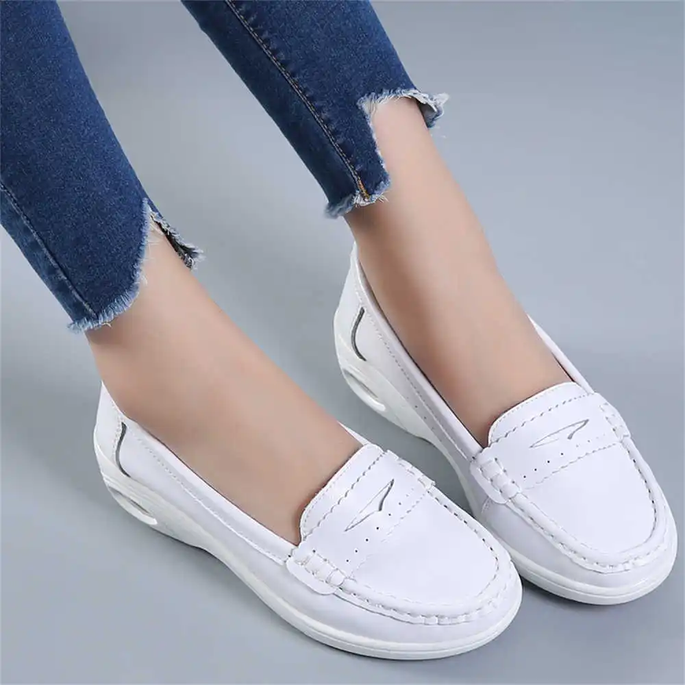 Thick Sole Slipon White Traine - đánh giá và giá Men'S Formal Wear Canada